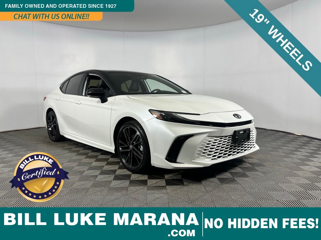 2025 Toyota Camry XSE's photo