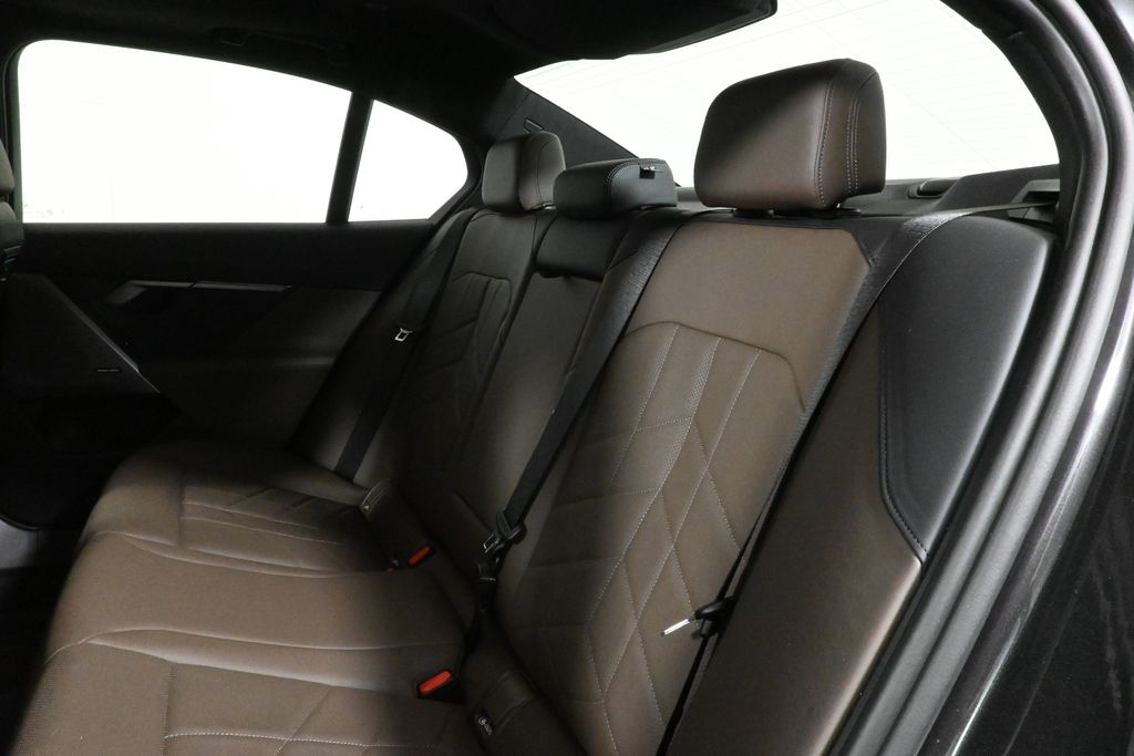 2025 Bmw 530i xDrive photo 4