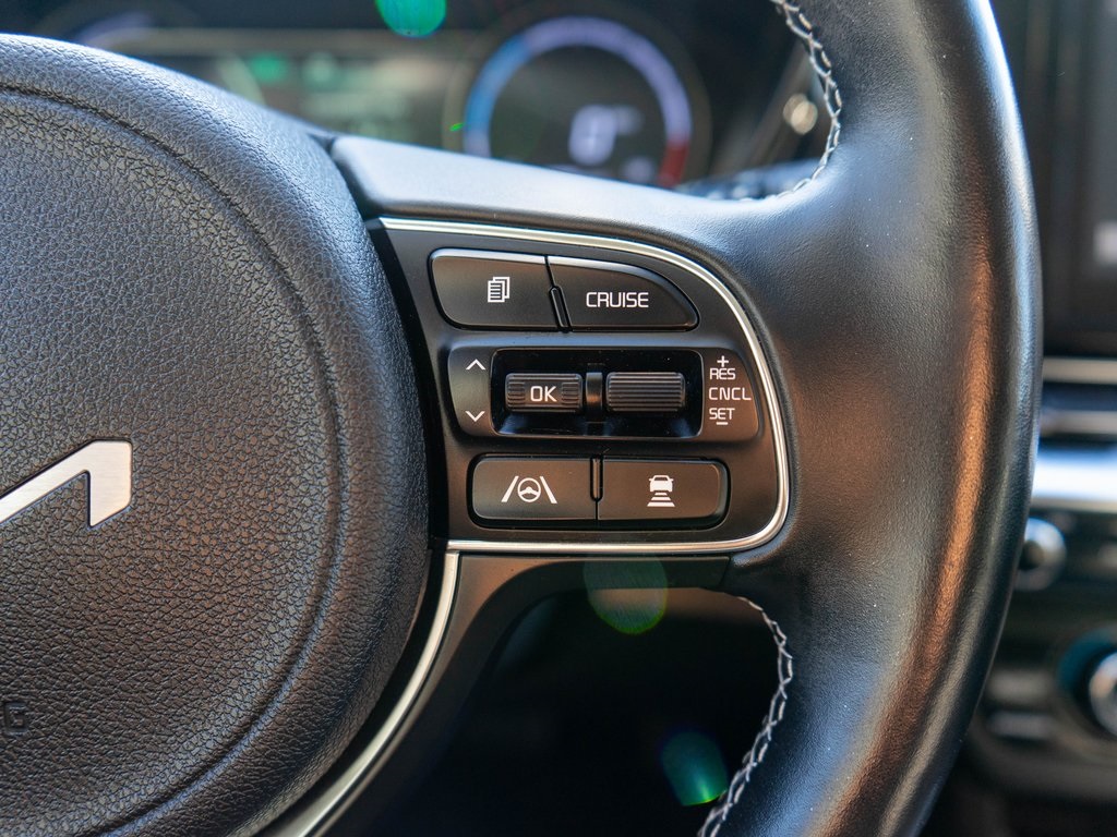 2022 Kia Niro EV EX photo 17