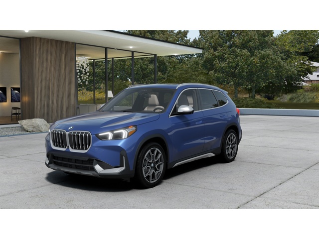 2025 BMW X1 28i's photo