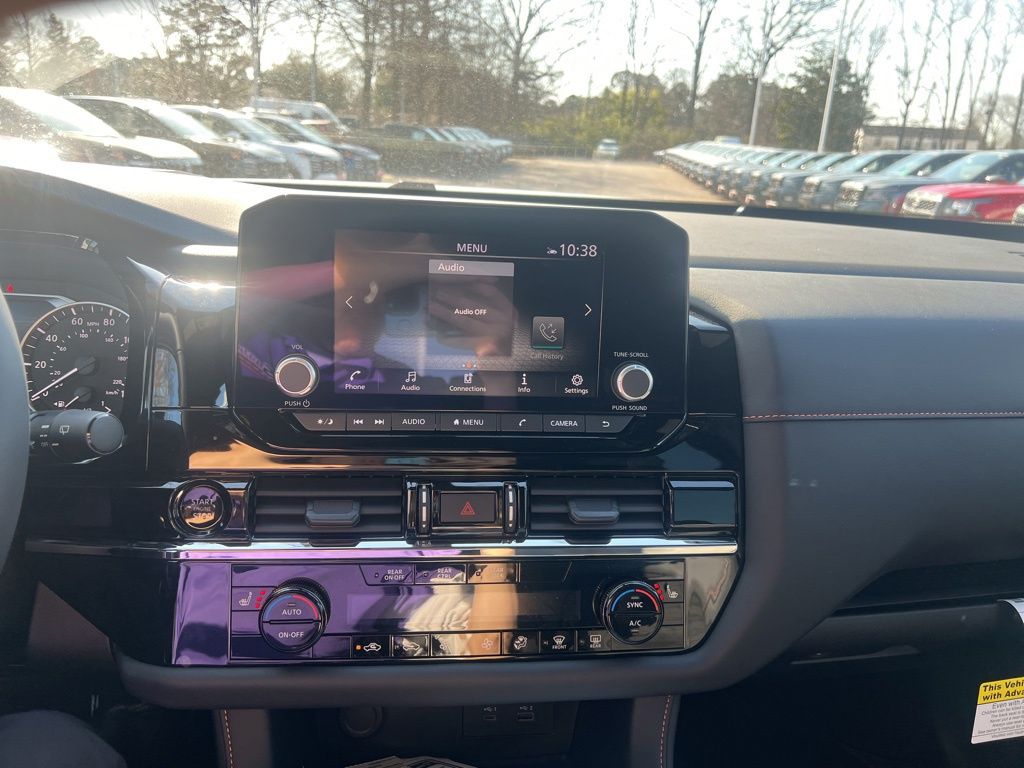2025 Nissan Pathfinder Rock Creek photo 10