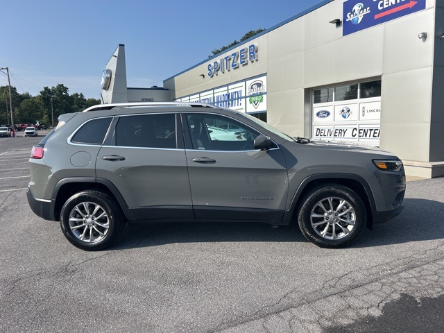 2021 Jeep Cherokee Latitude Lux photo 3
