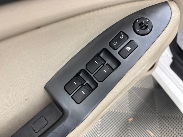 2013 Kia Optima LX photo 10