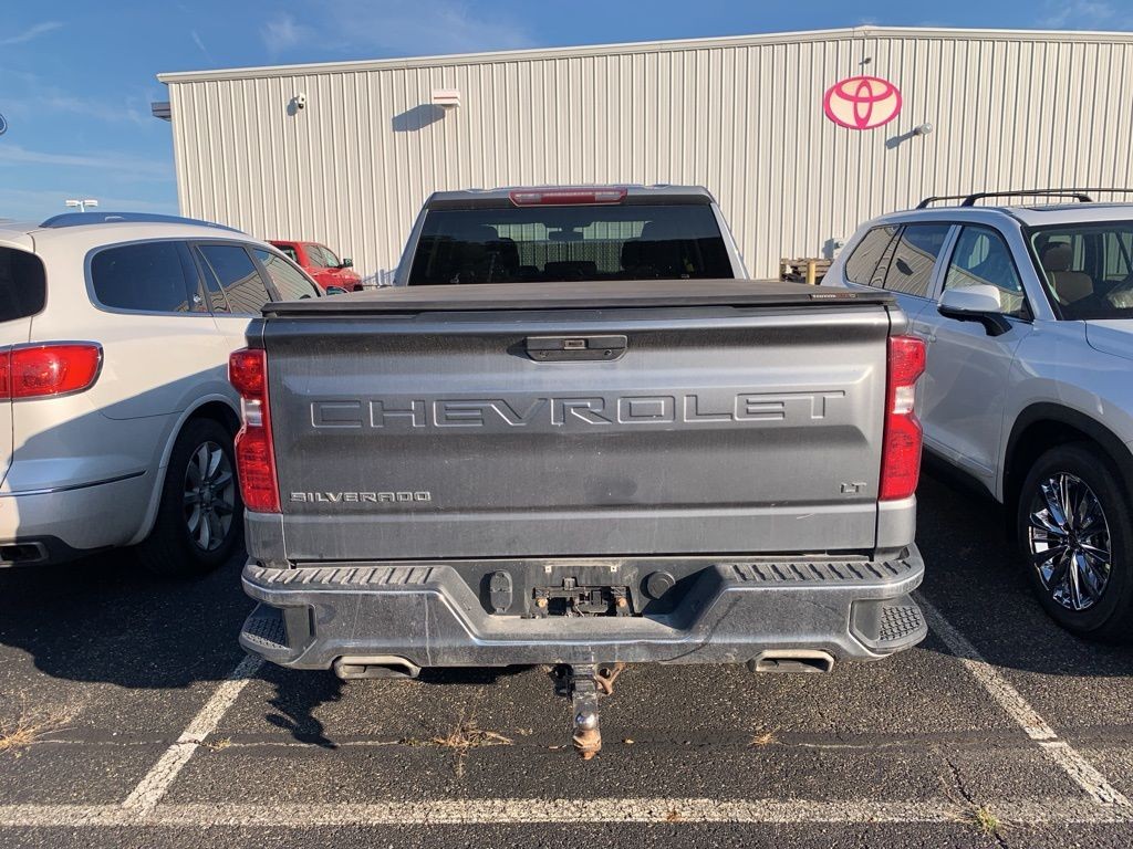 2019 Chevrolet Silverado 1500 LT photo 4