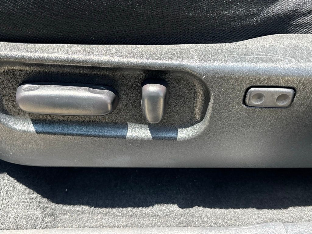 2022 Toyota Tacoma TRD Sport V6 photo 10