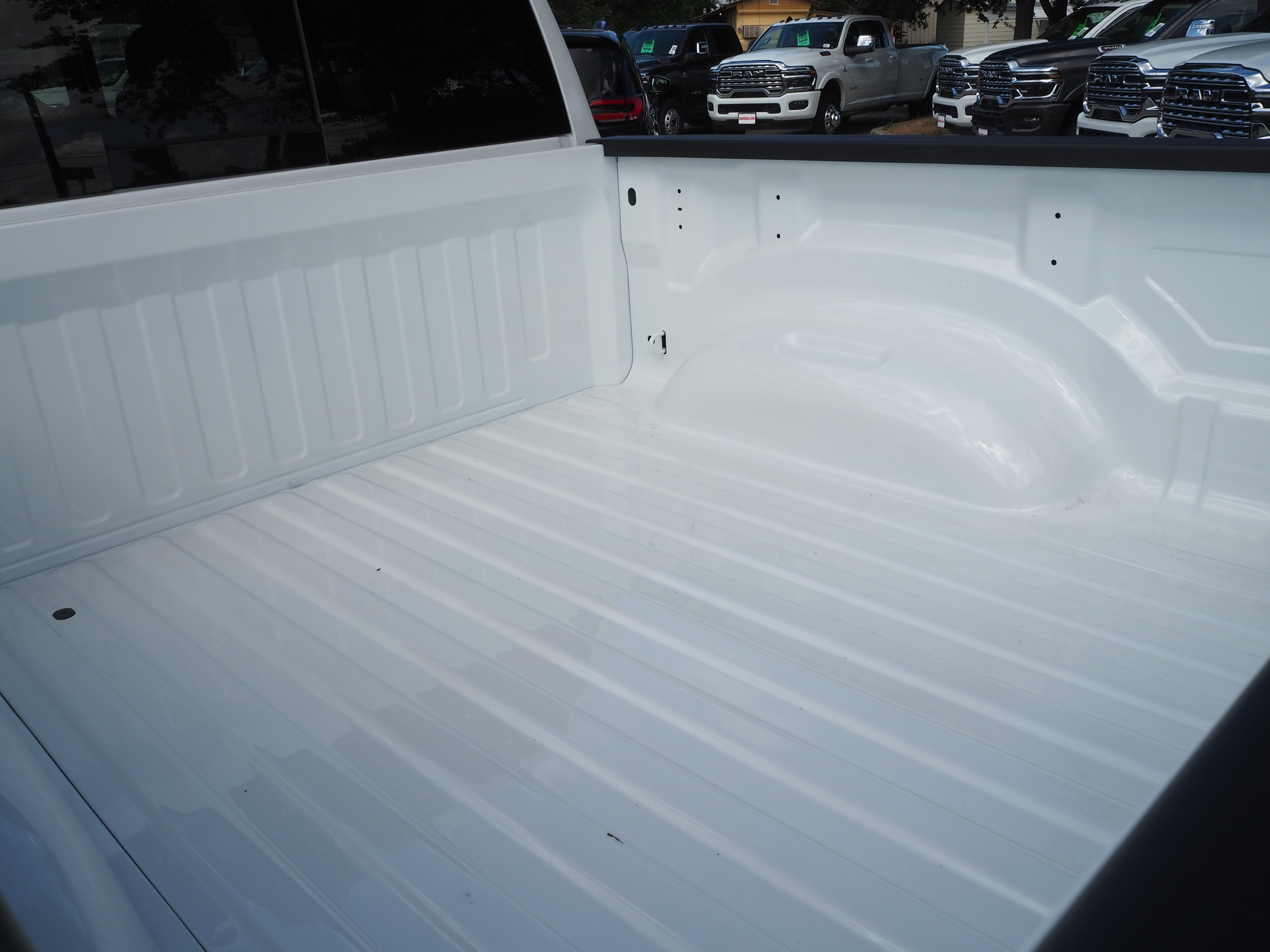 2026 Ram 1500 Laramie photo 3