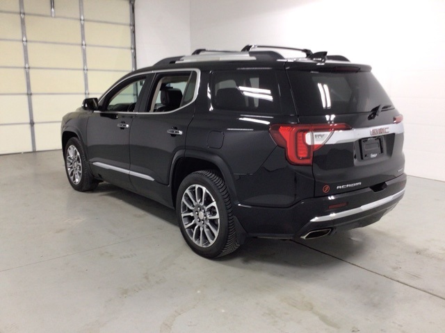 2021 Gmc Acadia Denali photo 3