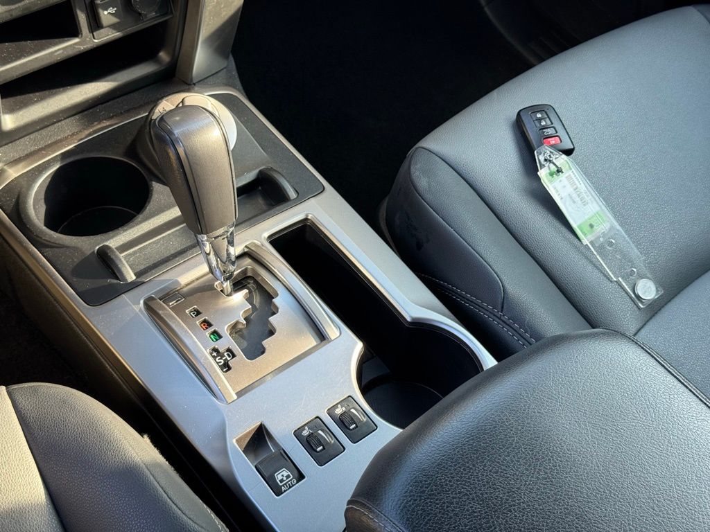 2024 Toyota 4Runner SR5 Premium photo 31