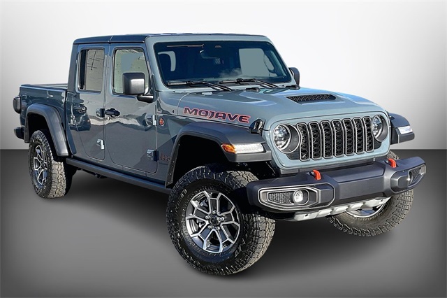 2026 Jeep Gladiator Mojave's photo