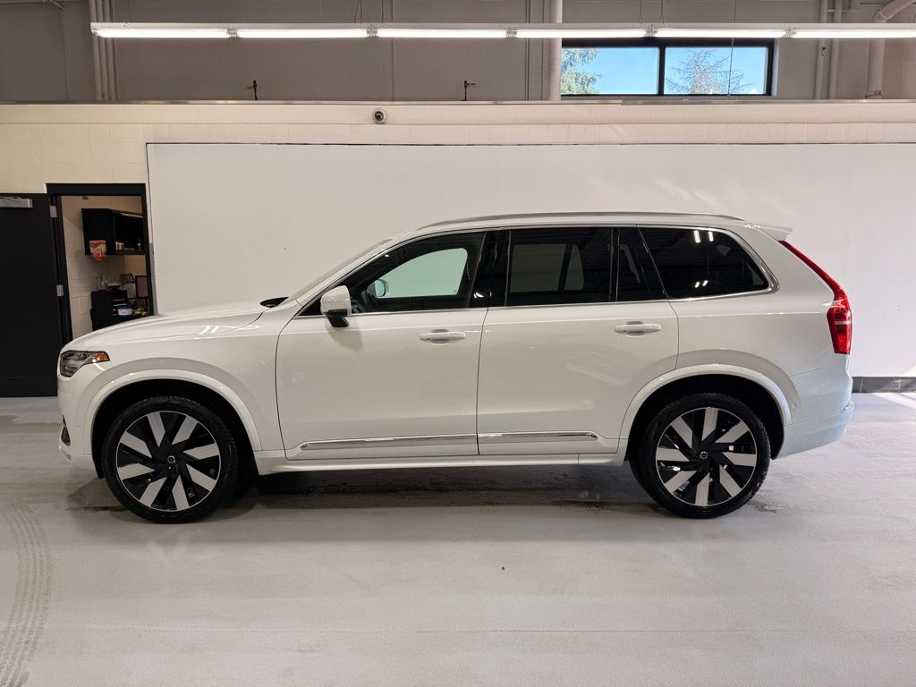 Used 2023 Volvo XC90 Ultimate with VIN YV4062PA0P1950269 for sale in Golden Valley, Minnesota