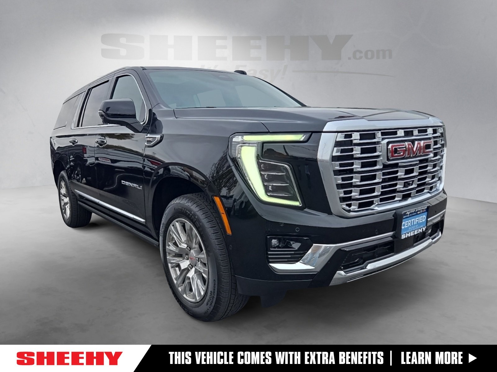 2025 GMC Yukon XL Denali's photo