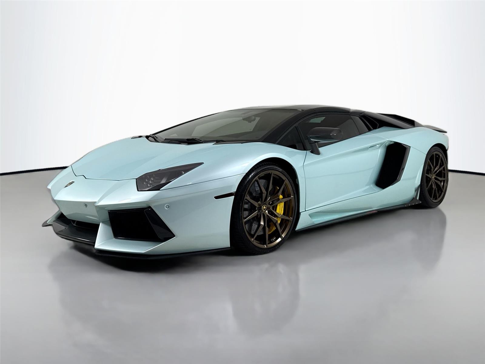 2015 Lamborghini Aventador LP 700-4 Roadster photo 46