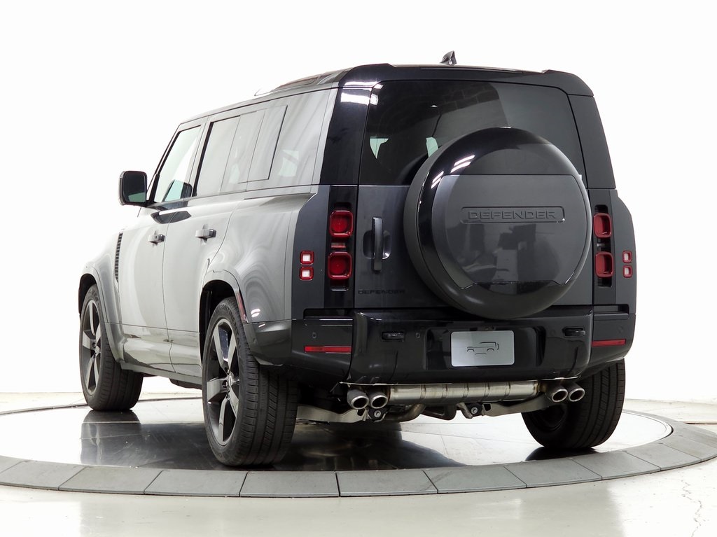 2025 Land Rover Defender 110 X-Dynamic SE photo 2