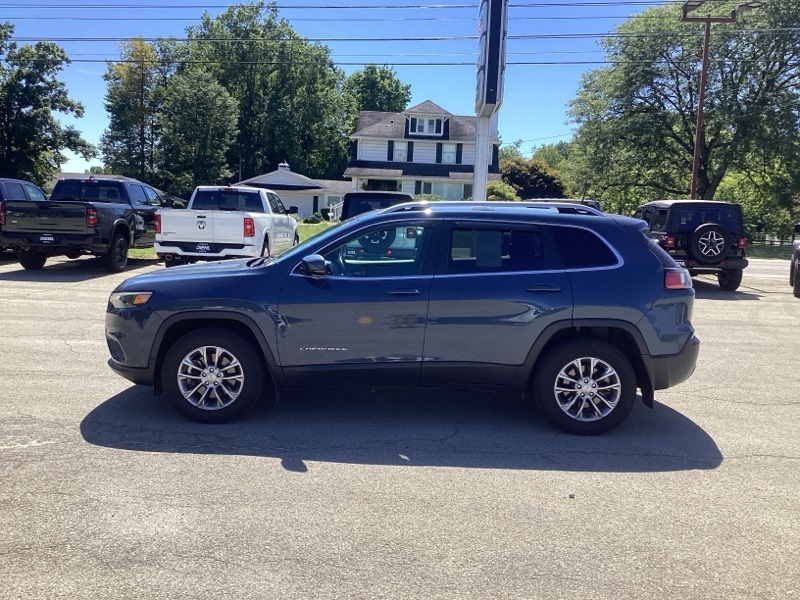2021 Jeep Cherokee Latitude Lux photo 4