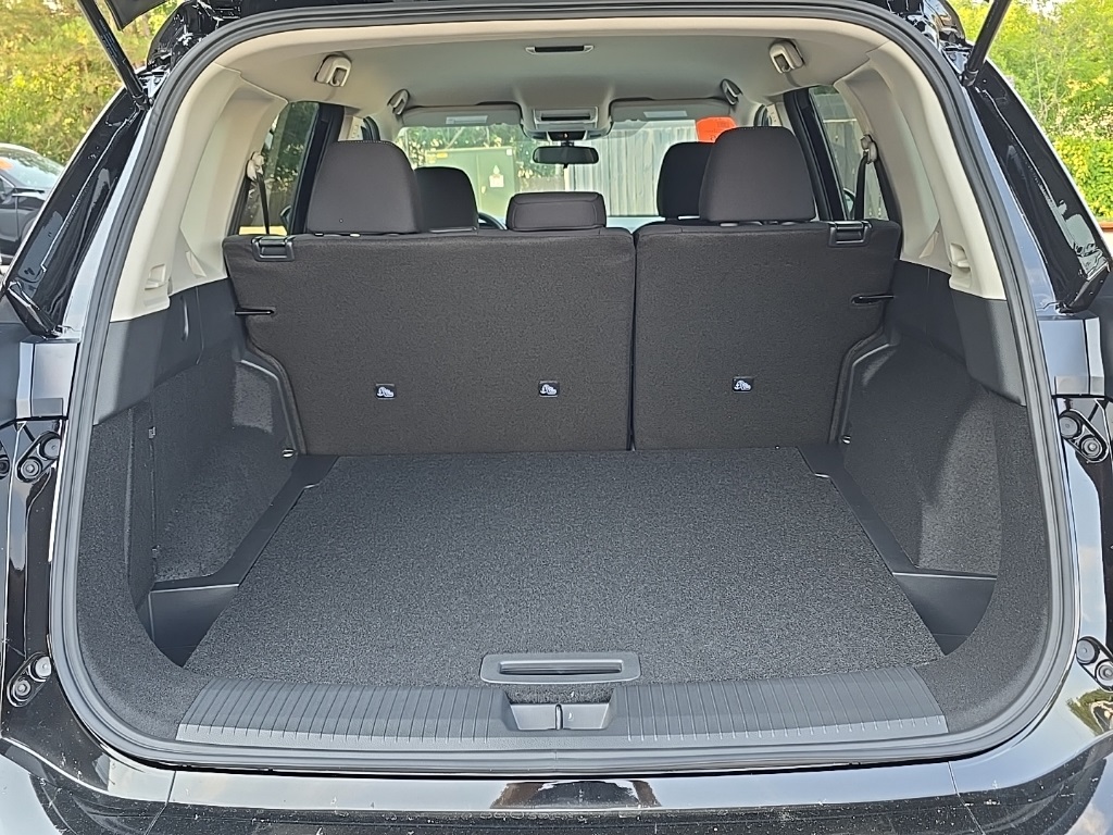 2026 Nissan Rogue S photo 21