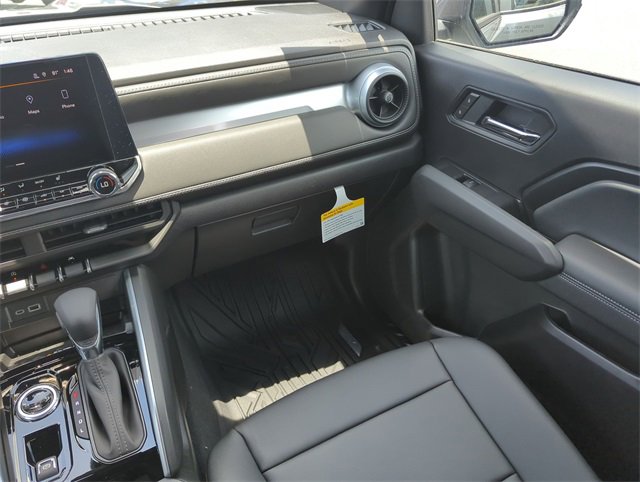 2025 Chevrolet Colorado Work Truck LT photo 21