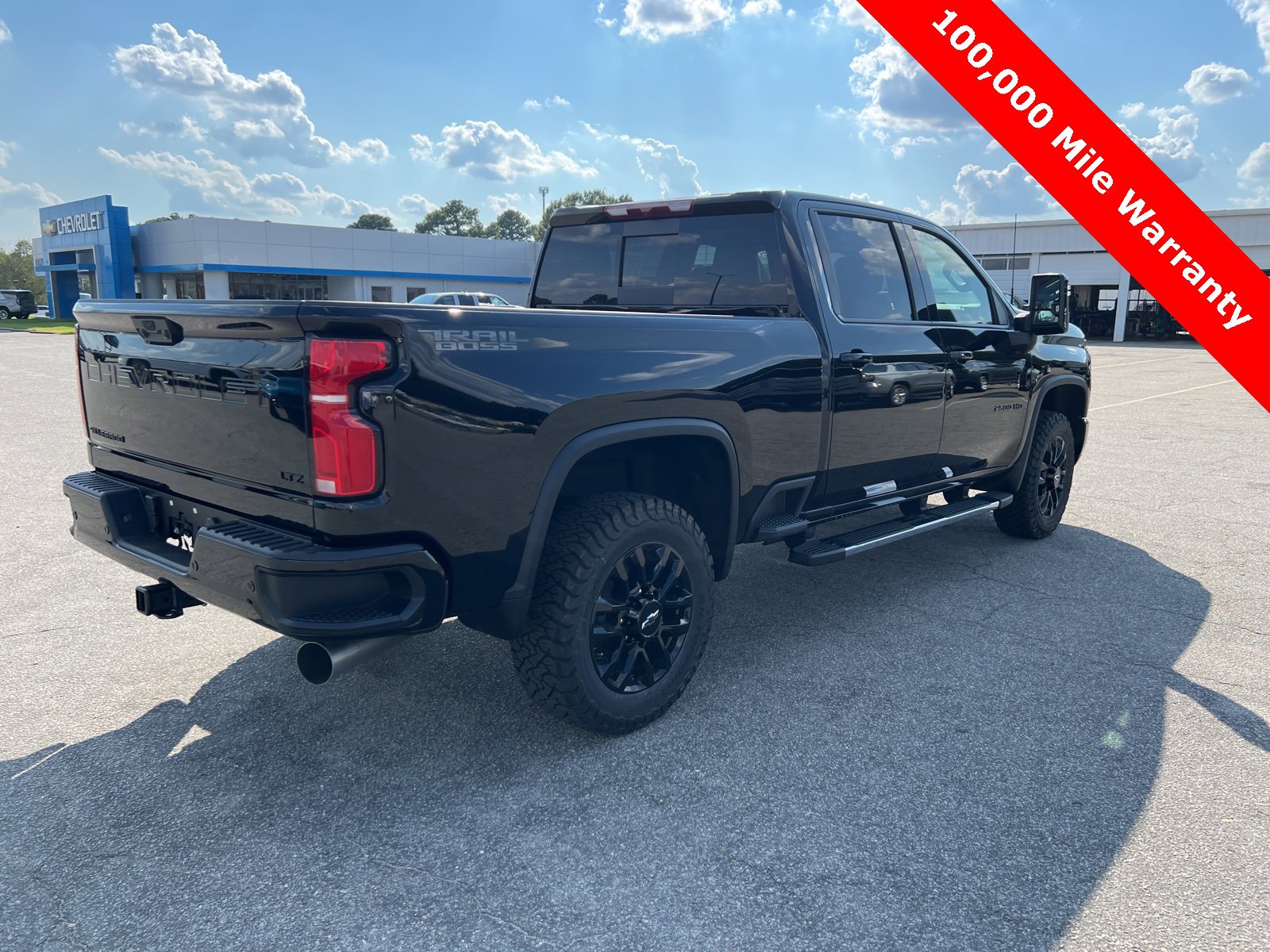 2025 Chevrolet Silverado 2500HD LTZ Trail Boss photo 4