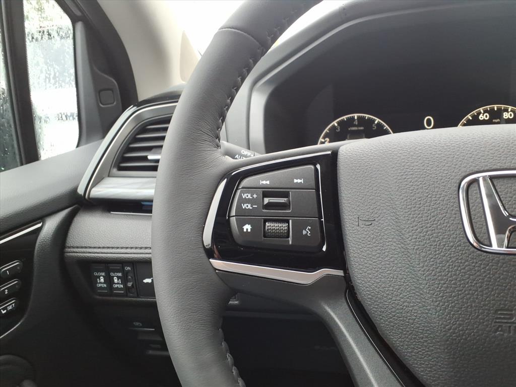 2026 Honda Odyssey Elite photo 14