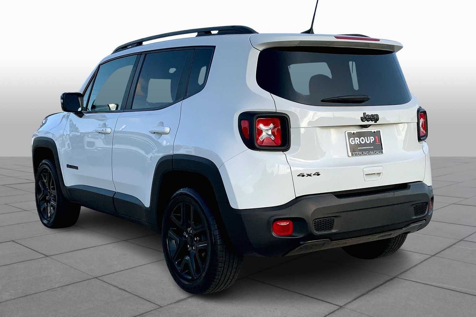 2022 Jeep Renegade Altitude photo 10