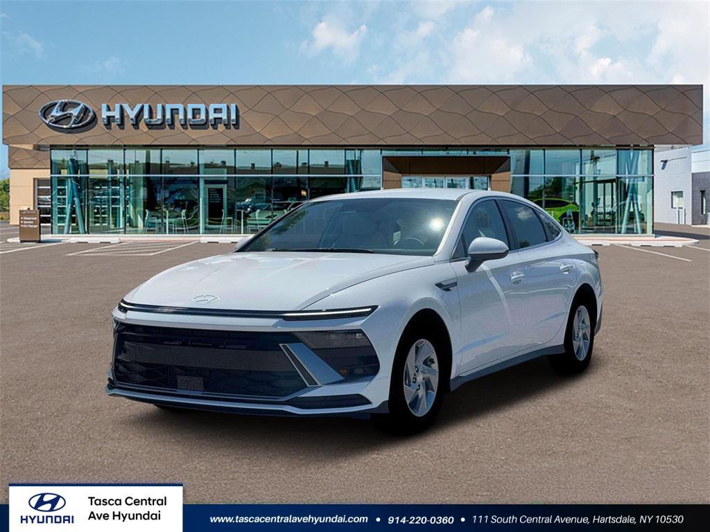 2026 Hyundai Sonata SE's photo