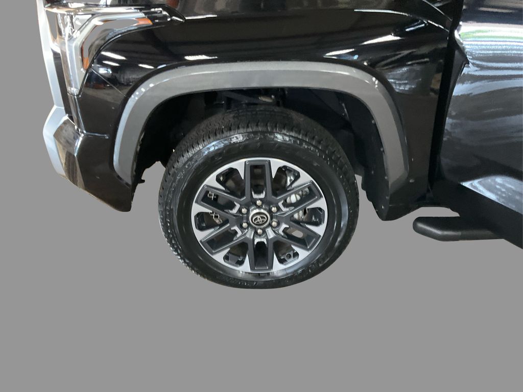 2022 Toyota Tundra Limited photo 26