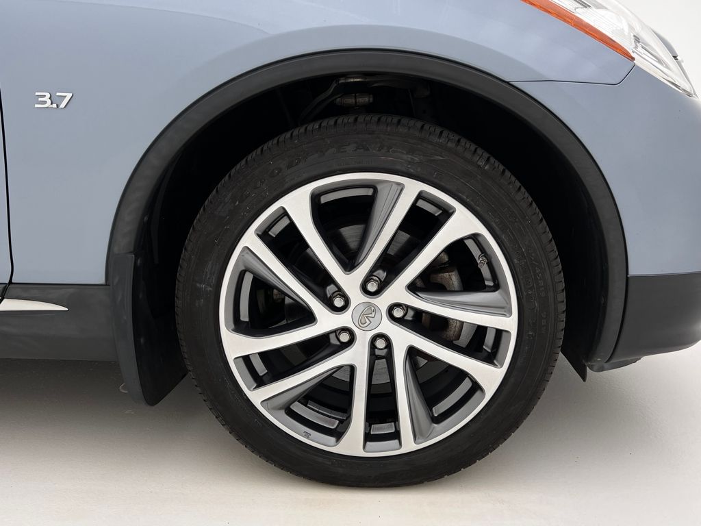 2017 Infiniti QX50 Base photo 32