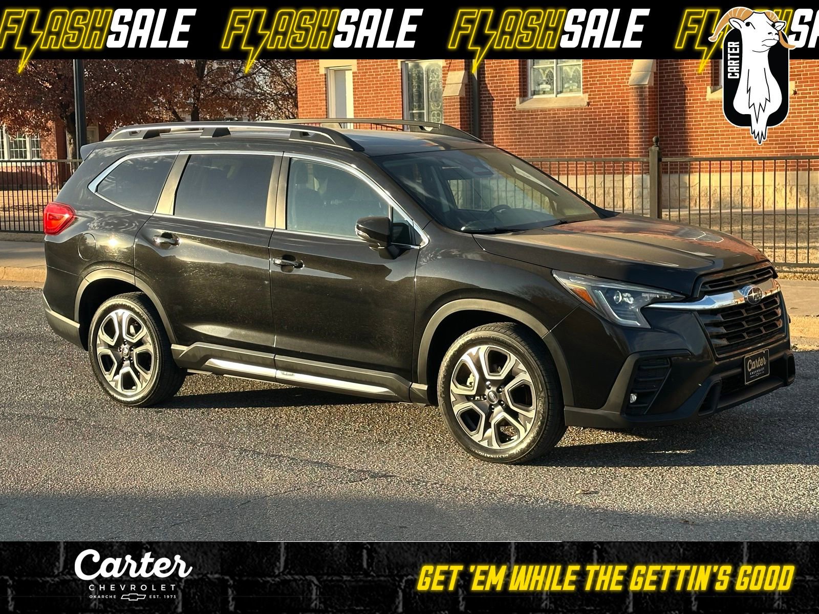 2023 Subaru Ascent Limited's photo