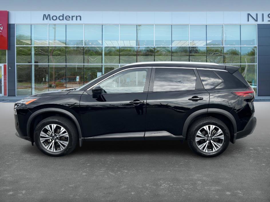 2022 Nissan Rogue SV photo 8