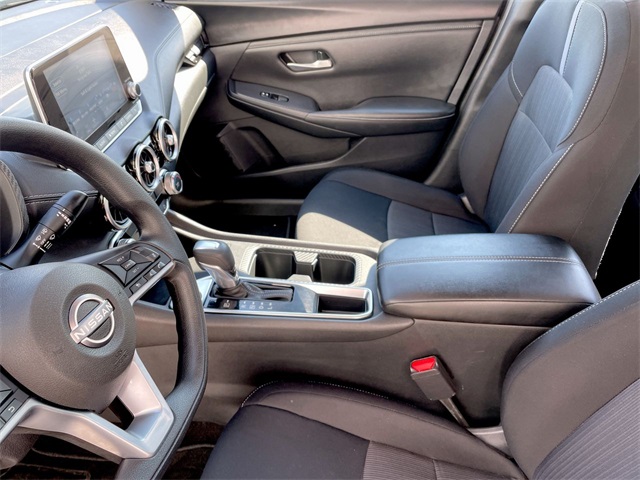 2024 Nissan Sentra SV photo 13