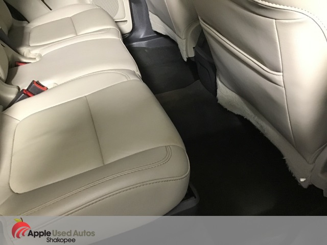 2014 Ford Explorer XLT photo 19