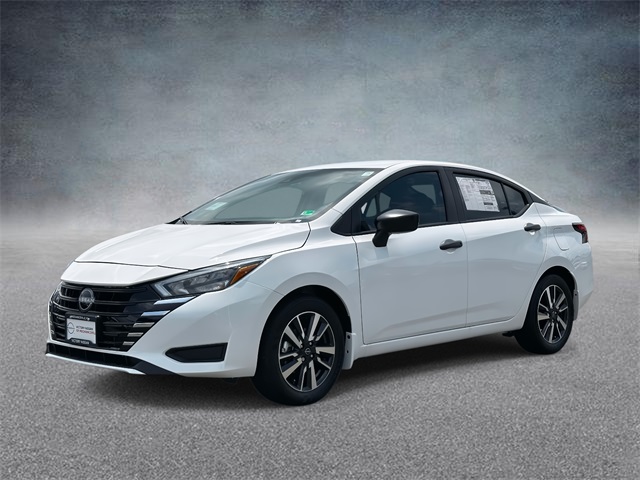 2025 Nissan Versa S photo 5