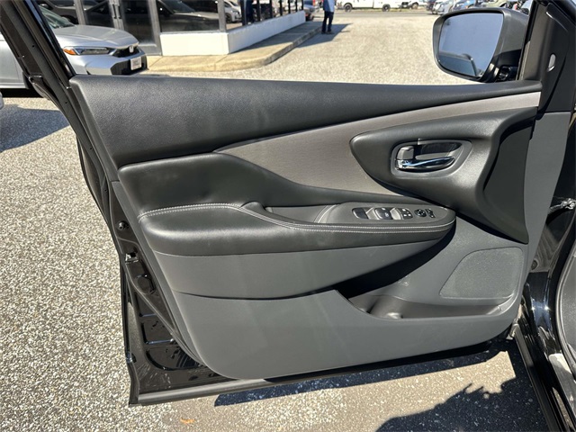 2024 Nissan Murano SV photo 28