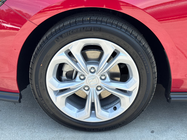 2025 Honda Accord LX photo 7