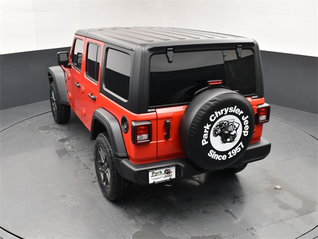 2025 Jeep Wrangler Sport S photo 18