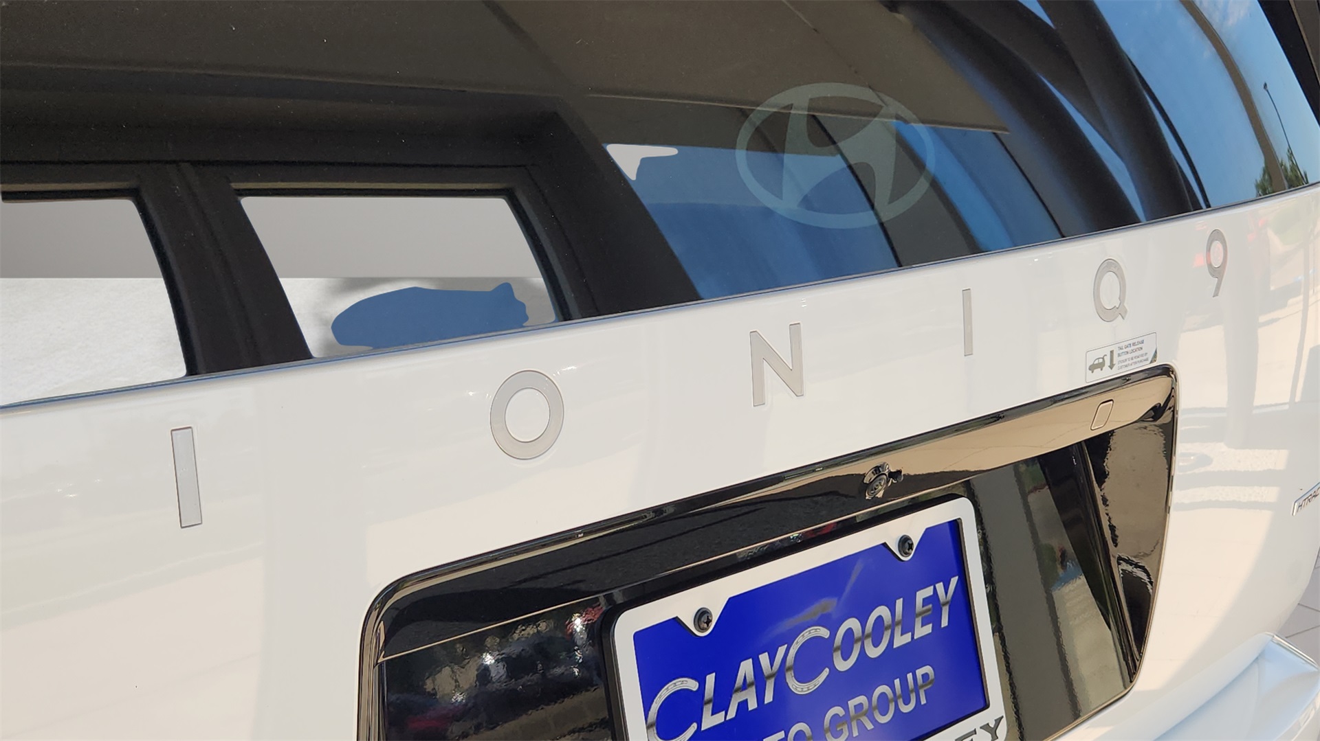 2026 Hyundai Ioniq SEL photo 24
