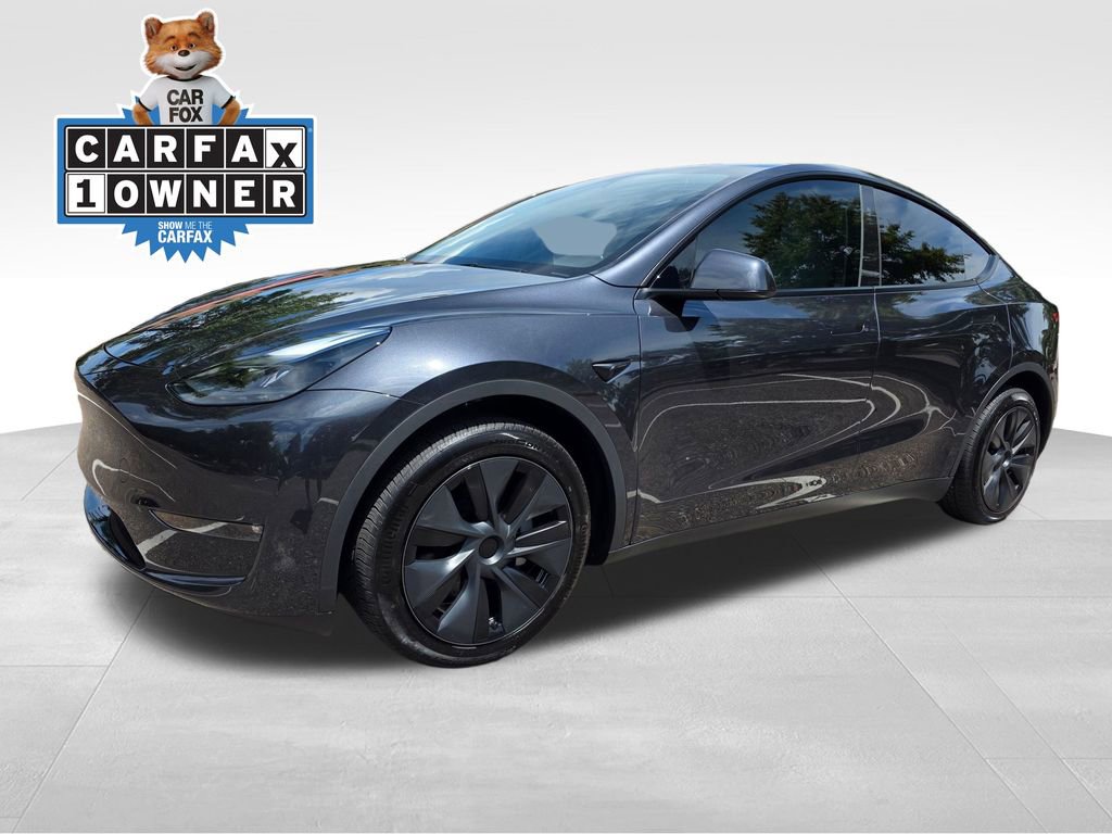 Used 2025 Tesla Model Y Long Range with VIN 7SAYGAEE4SF224243 for sale in Mount Pleasant, SC