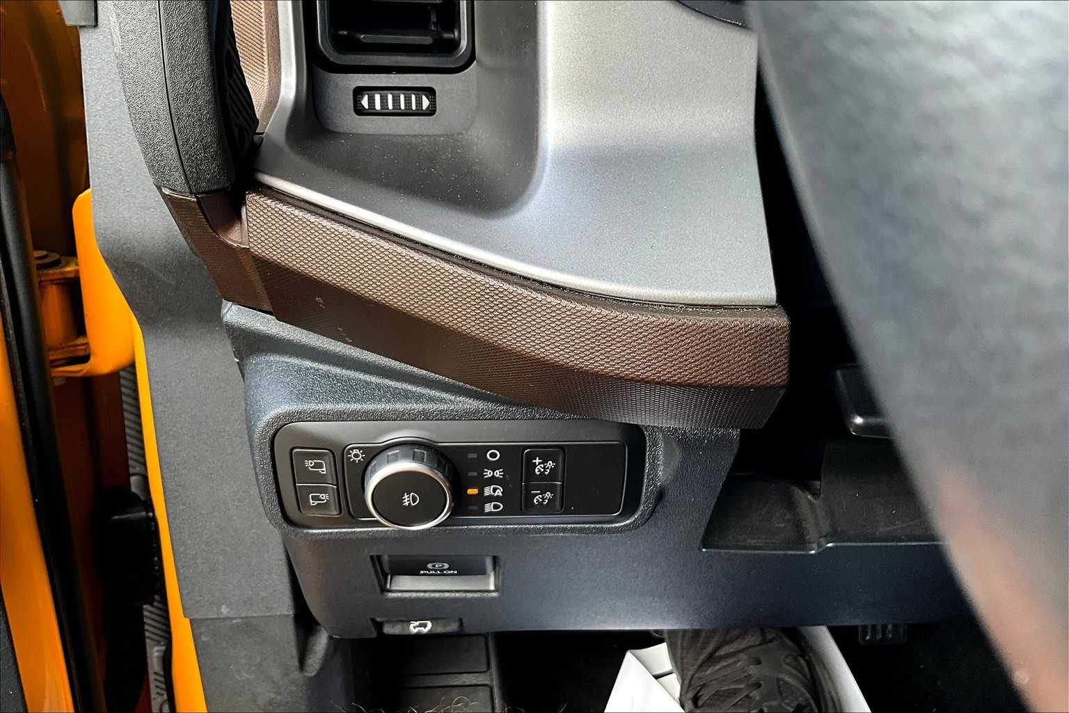 2022 Ford Bronco Outer Banks photo 29