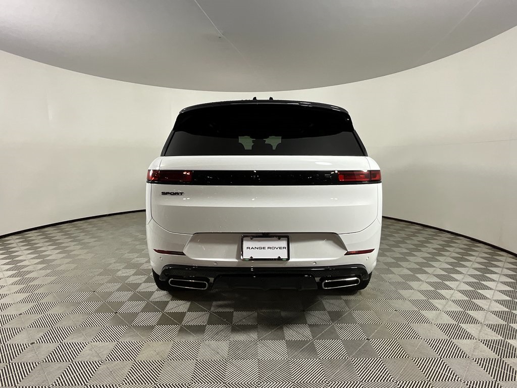2025 Land Rover Range Rover Sport SE photo 2
