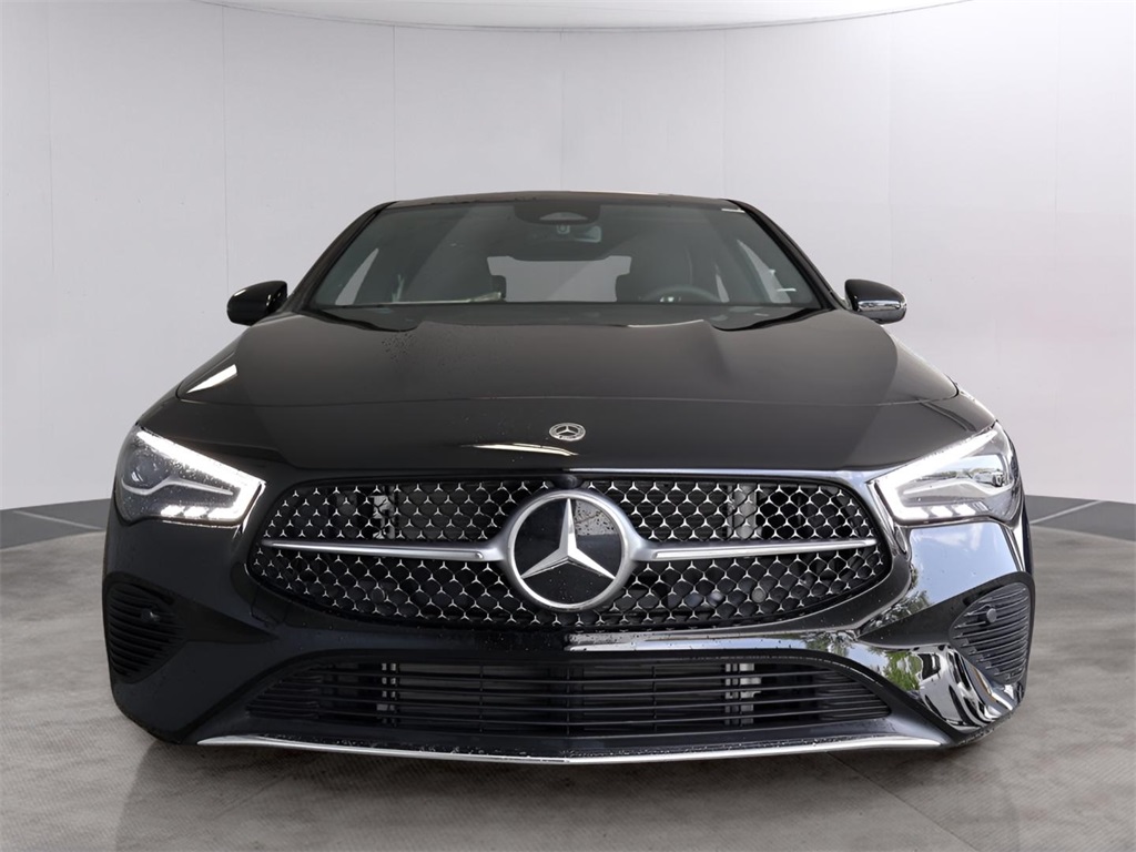 2025 Mercedes Benz CLA 250 4MATIC photo 2