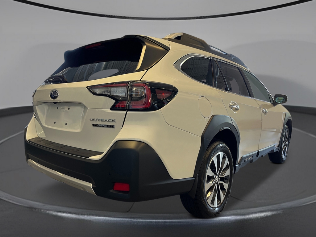 2025 Subaru Outback Touring XT photo 5