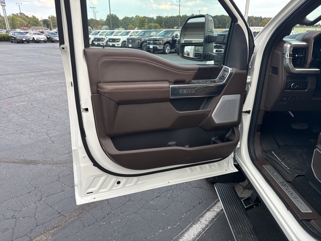 2026 Ford F-350 King Ranch photo 25