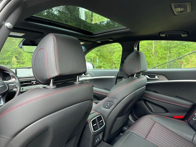 2025 Genesis G70 3.3T Sport Advanced photo 19
