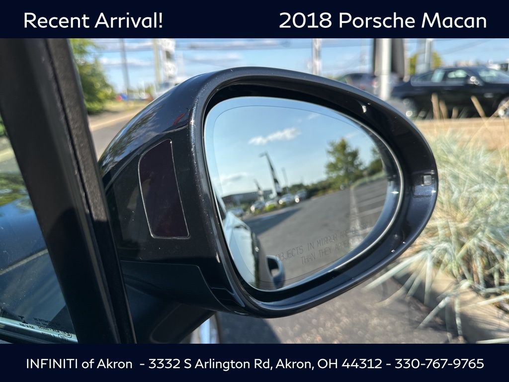 2018 Porsche Macan S photo 30