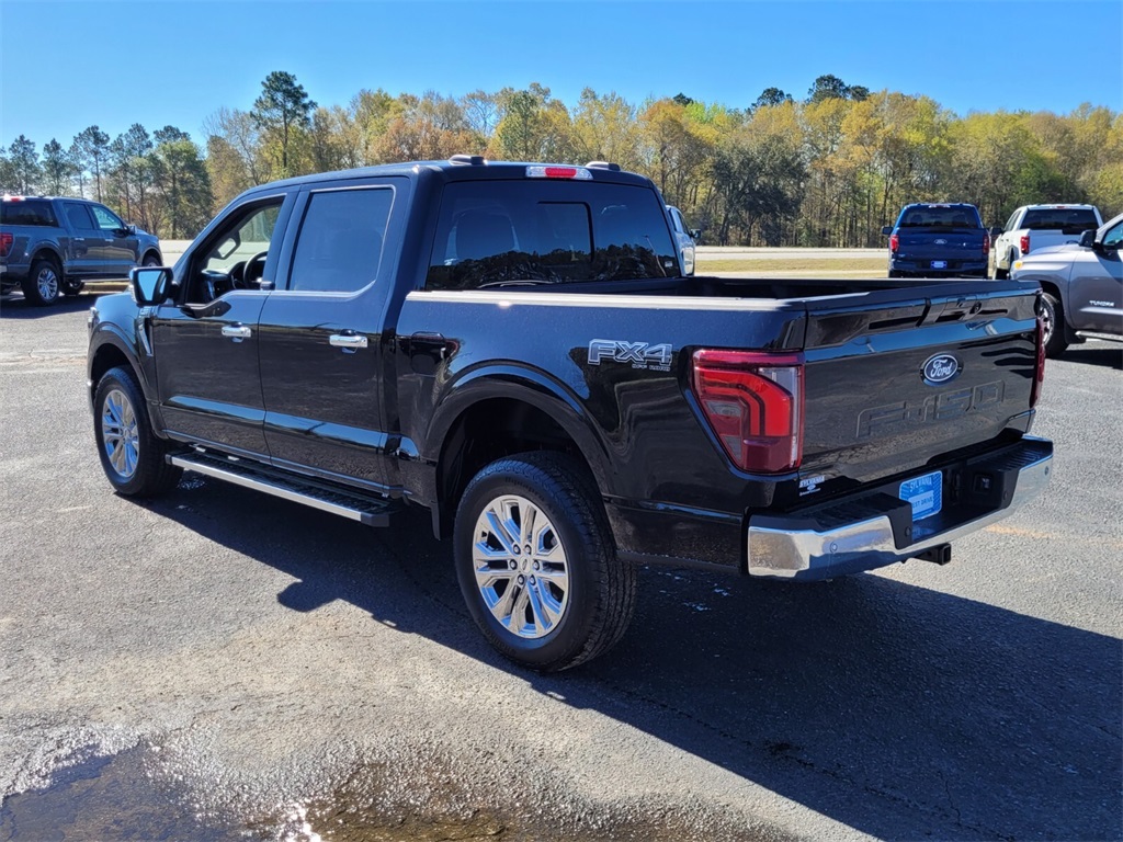2025 Ford F-150 Lariat photo 9