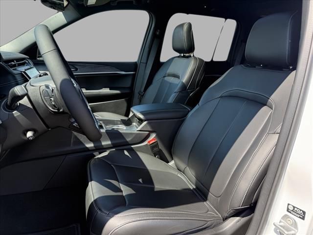 2025 Jeep Grand Cherokee Limited photo 18