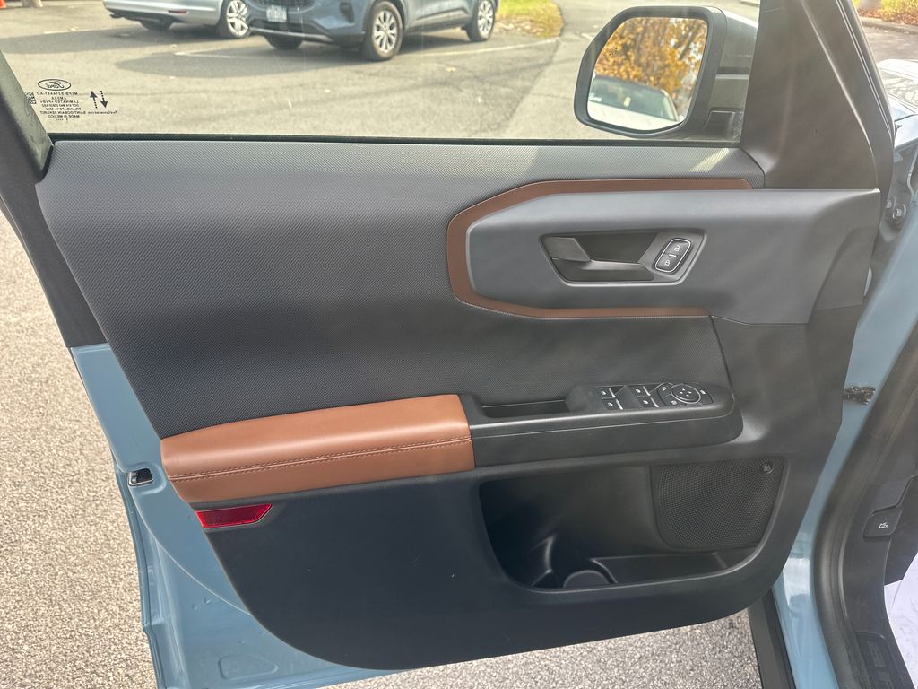 2021 Ford Bronco Sport Outer Banks photo 4