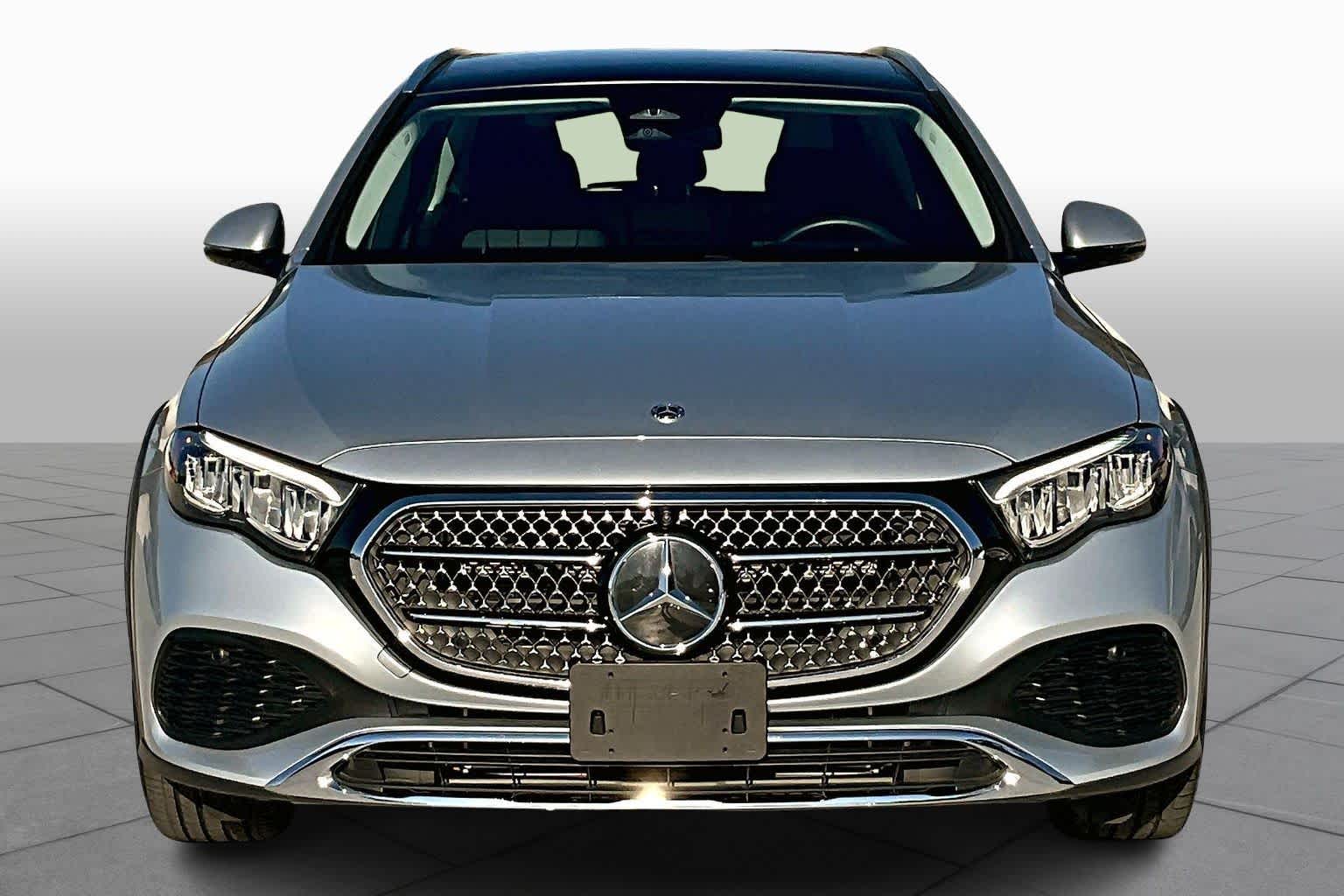 2025 Mercedes Benz E 450 4MATIC All-Terrain Wagon photo 3