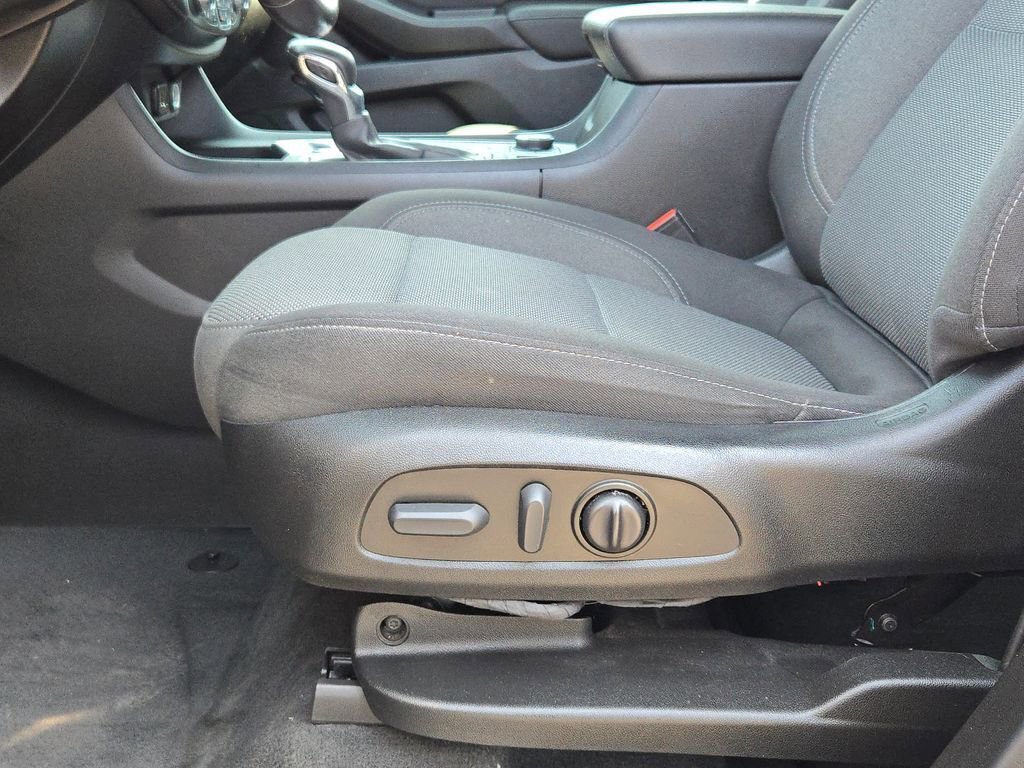 2022 Chevrolet Traverse Cloth photo 23
