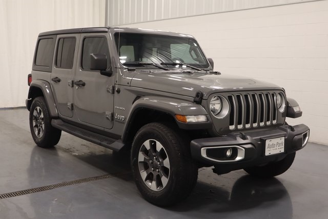 2021 Jeep Wrangler Unlimited Sahara photo 2