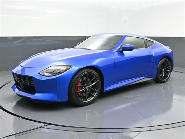 2025 Nissan Z Performance photo 3